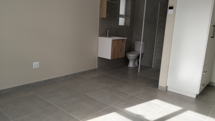 To Let 2 Bedroom Property for Rent in Paradise Beach Eastern Cape
